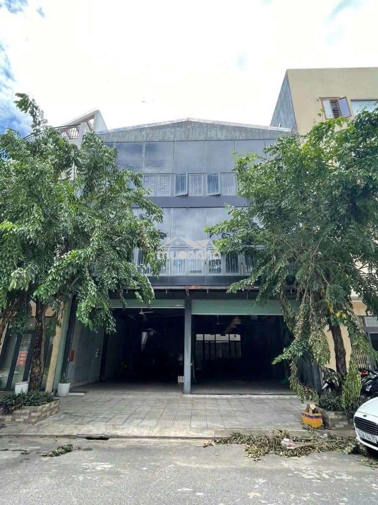🇻🇳 Cho thuê nhà 3 tầng: đường bàu vàng - dtsd - 600m2