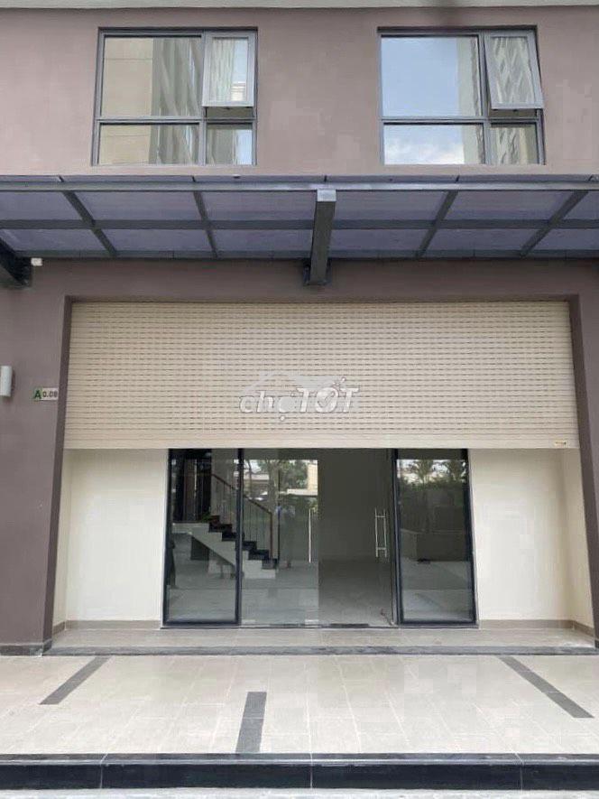 Cho thuê shophouse green river dt151m2 giá 15tr 1 trệt 1 lầu có 2pn q8