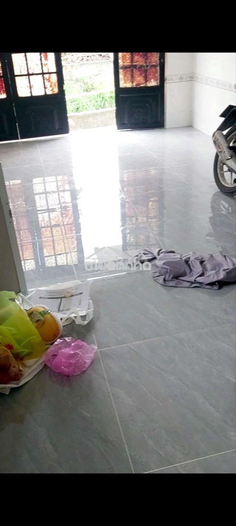 Nhà nguyên căn 1 lầu,gần chợ thủ đức - 2