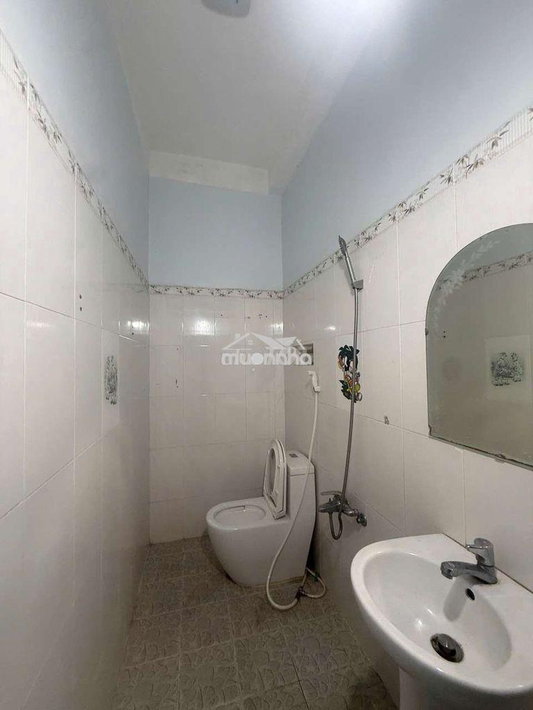 Nhà 2 lầu trung tâm hành chính dĩ an - 3