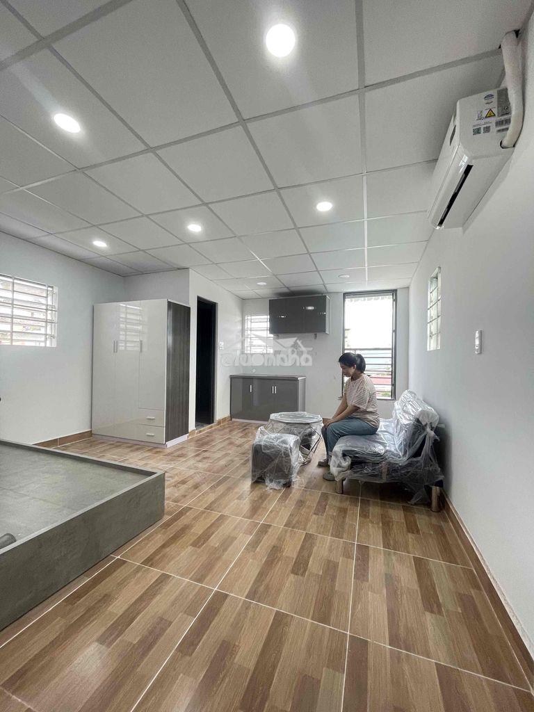 Phòng 25m2 , full nội thất, có ban công - đường tân kỳ tân quý