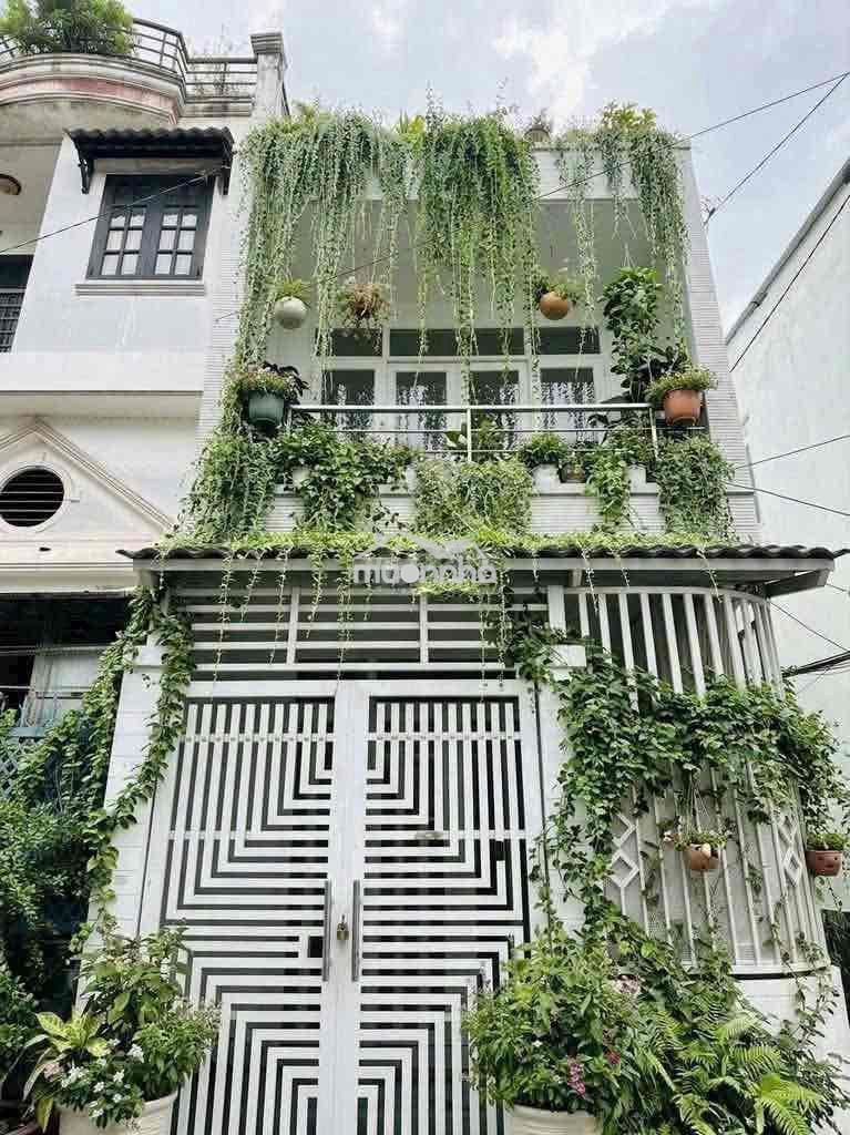 Chính chủ cho thuê nhà đủ nội thất vào ở ngay