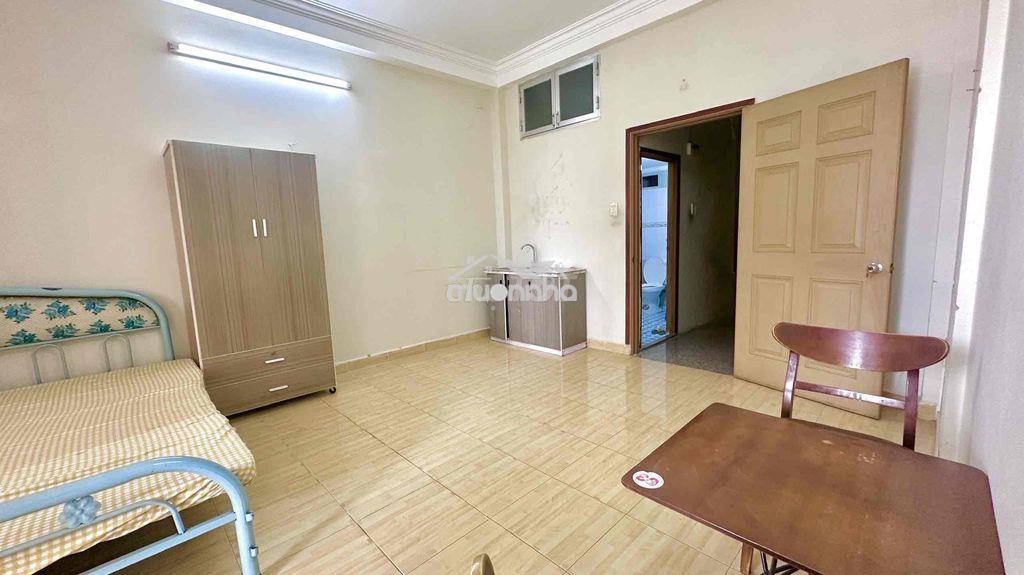 Cho thuê nguyên tầng 2phòng ngủ chỉ 6tr5 có nội thất - Ảnh 3