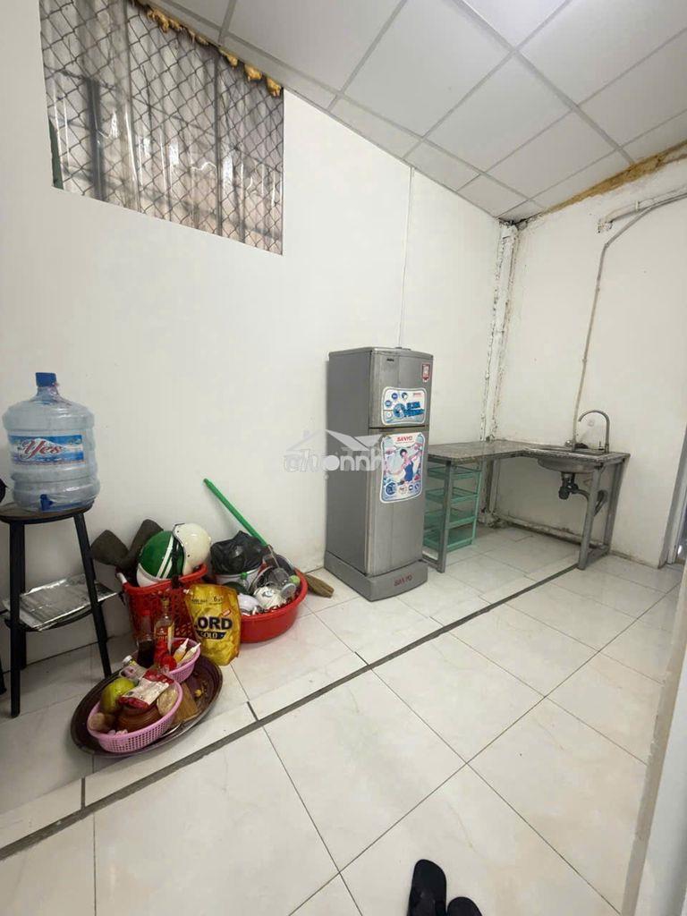 Cho thuê phòng. 1 phòng ngủ có gác, tách 1 phòng bếp.full nt,tầng trệt - Ảnh 3