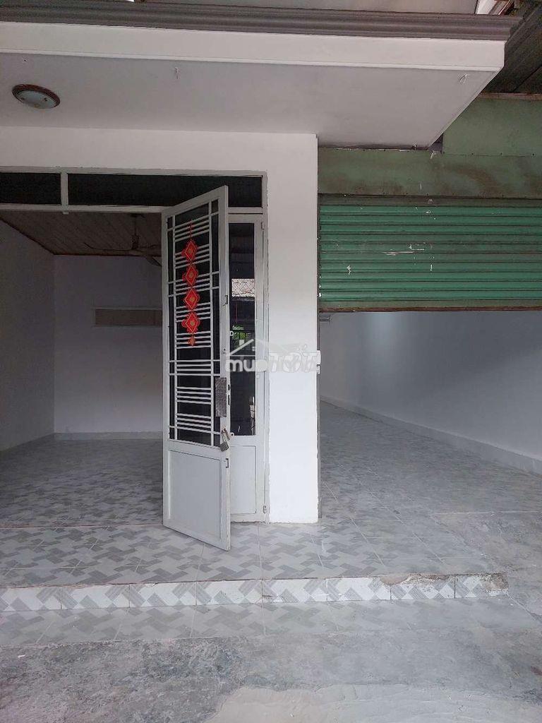 Cho thuê nhà 8×32  - gần chợ đầu mối - hocmon – giá: 13 triệu. - 4