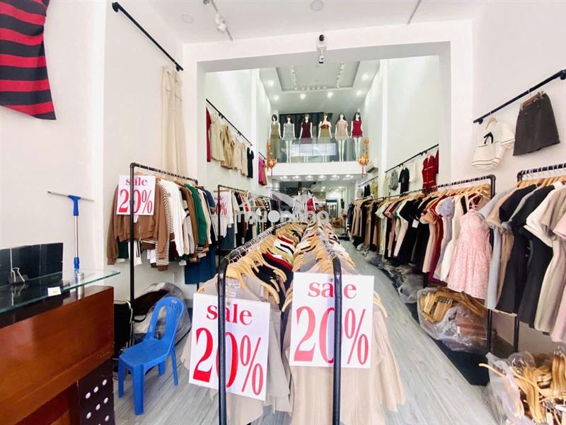 Bán gấp mặt tiền phạm hùng,p10,q8,ngang lớn 5.5x17m,4lau,hđ thuê 40tr