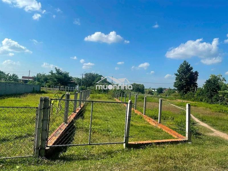 Bán nhanh đất mặt tiền kinh doanh 140m2 ngay sát đ.ql 22 giá 752 triệu
