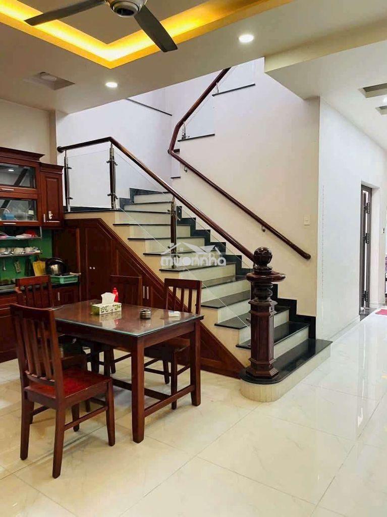 Cho thuê nhà gần trường học đông chiêu dt 150m phun nội thất  - 4