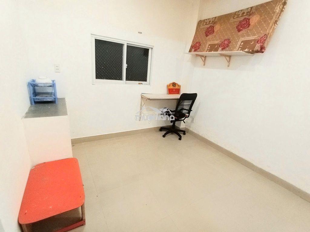 Phòng trọ 14m2  gần aeon tân phú giá 1tr8 ( phòng trống ) - Ảnh 4