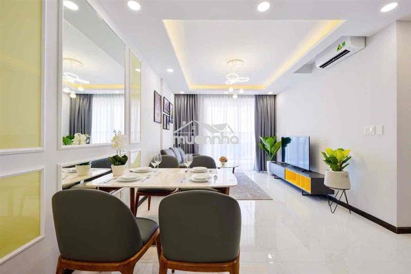Bán căn hộ chung cư garden gate 2pn 2wc 73m2 sát bên công viên gđ