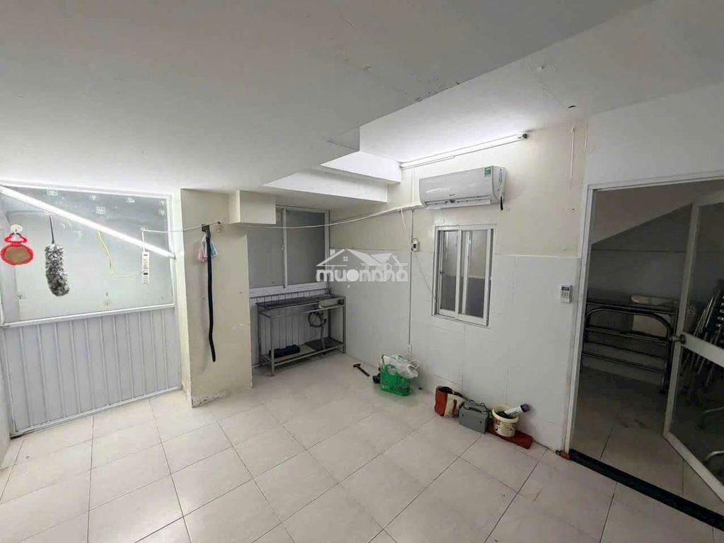 Nhà trệt cho thuê hẻm 4m âu dương lân. p3.q8- dt: 7m x 10m.giá 8tr/1th - 3
