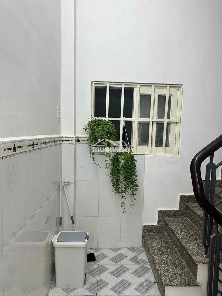 Phòng tầng 1 - 2 triệu - full nội thất cơ bản - giờ giấc tự do (chỉ nữ - 3
