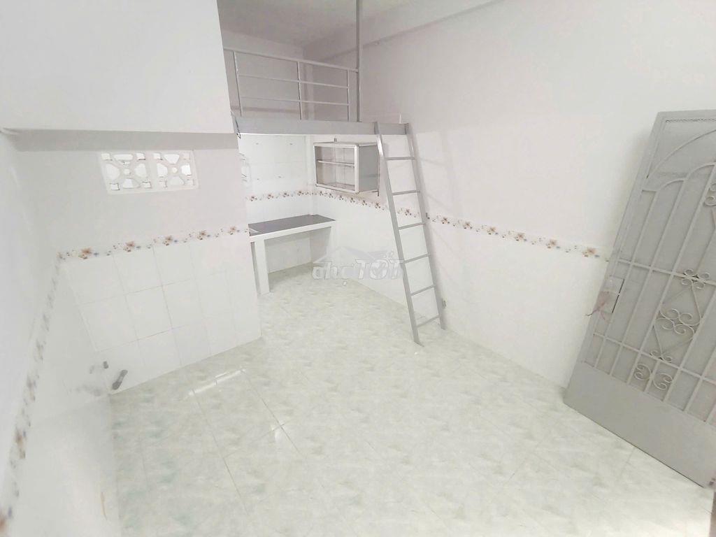 Phòng trọ bình dân hẻm núi thành-gần etown - Ảnh 4