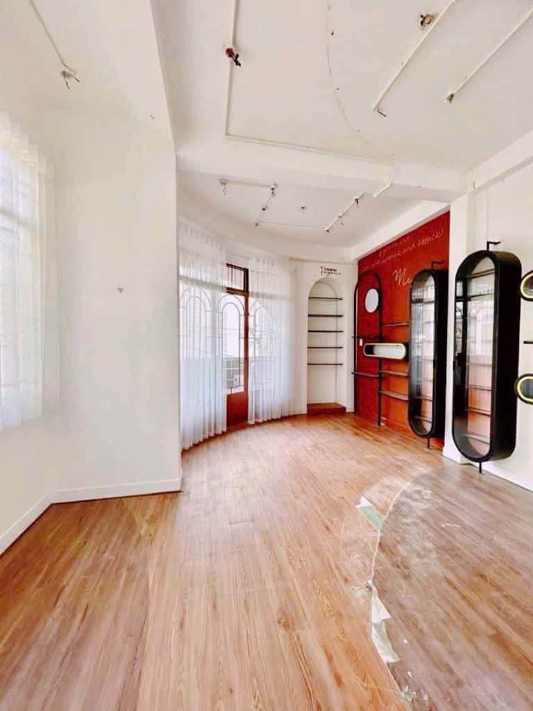 Cho thuê nhà hẻm xe tải lê văn sỹ - 40m2 - trệt 3 lầu st - giá 34 triệu tl - 4