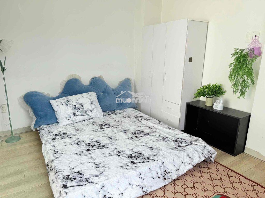 Căn hộ vuýp 2pn trần hưng đạo q5, ban công tách bếp, cuối tháng 9trống - Ảnh 2