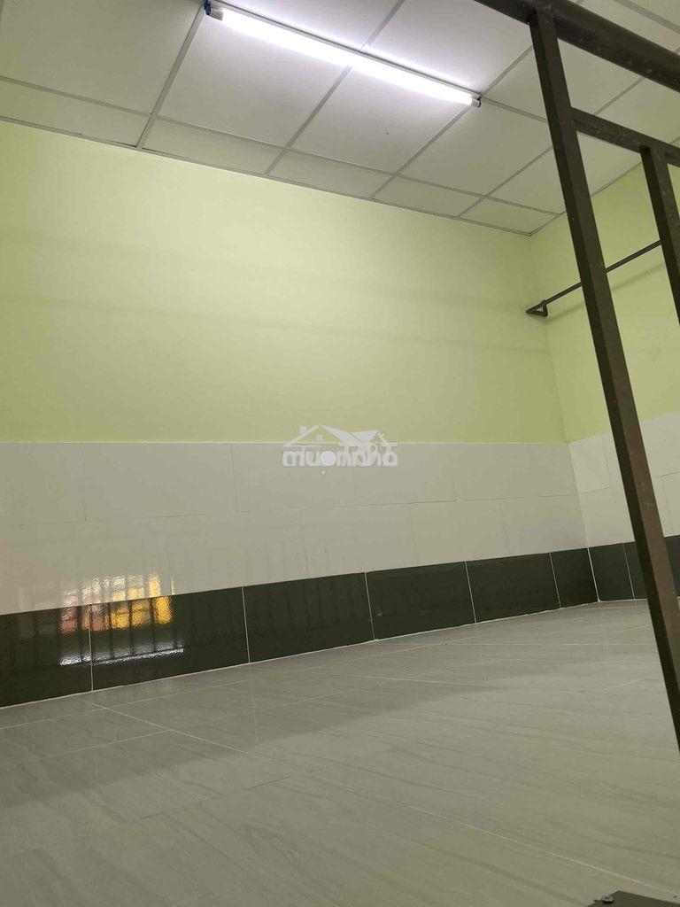 Phòng ngay ngã tư thủ đức , kế trường sư phạm kỹ thuật - Ảnh 2