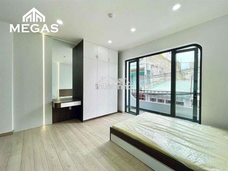 Cho thuê căn hộ full nt ban công 30m2 đường lê văn sỹ quận 3