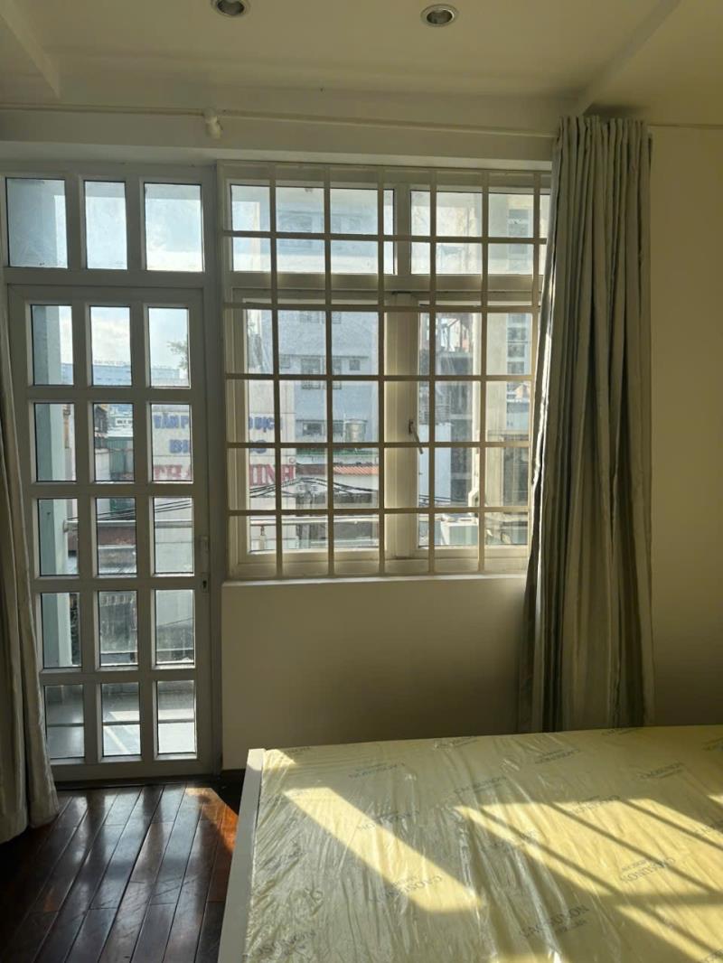 Căn hộ studio cực thoáng  ban công thang máy  50m2  gần landmark81 metro văn thánh bình thạnh - 3