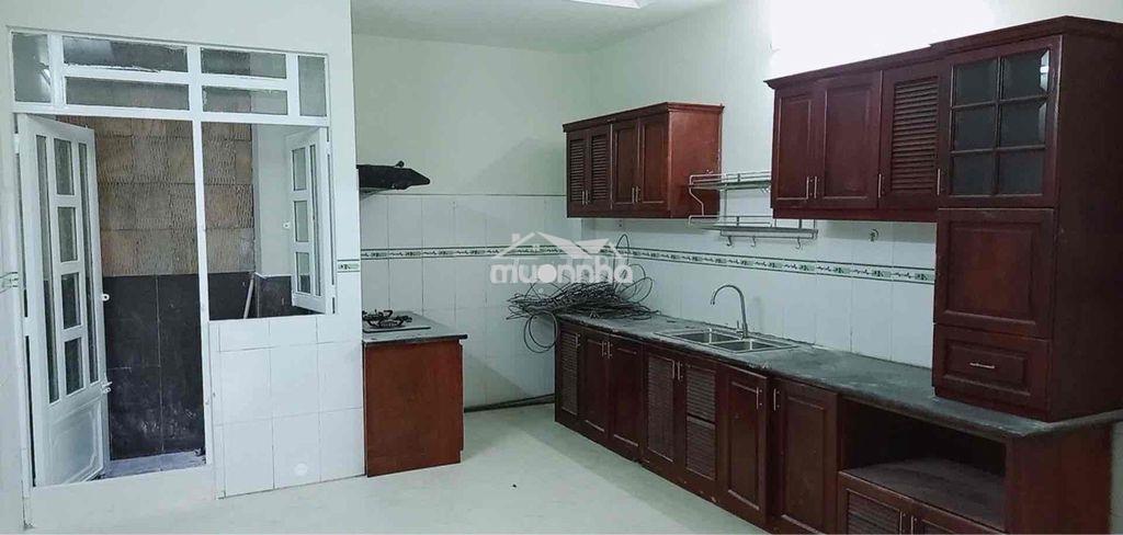 Cho thuê nhà nguyên nguyễn duy cung 3 phòng có ngủ trệt 9 triệu - 3