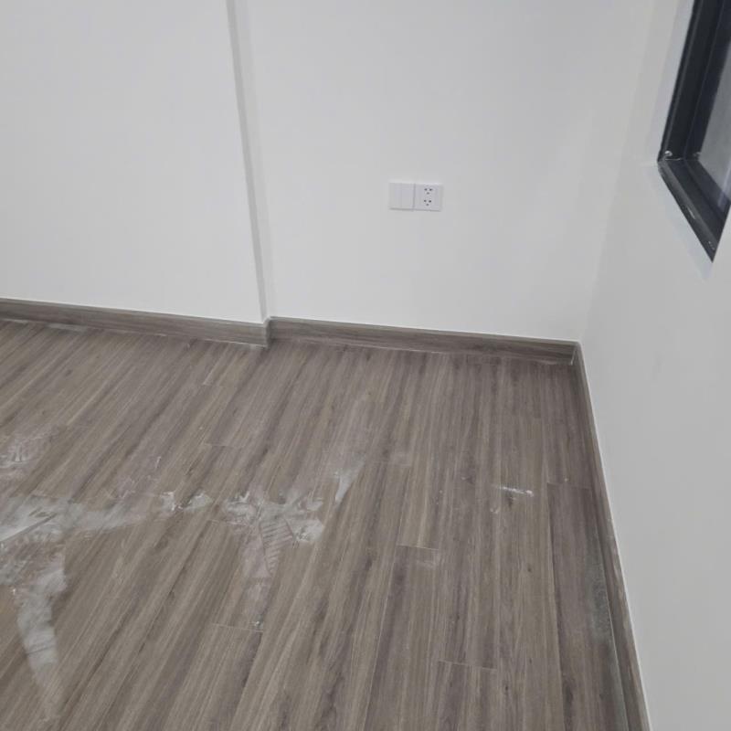 Cho thuê căn hộ at đường cmt8 giá 5.5tr/th 2pn2wc 63m2 
