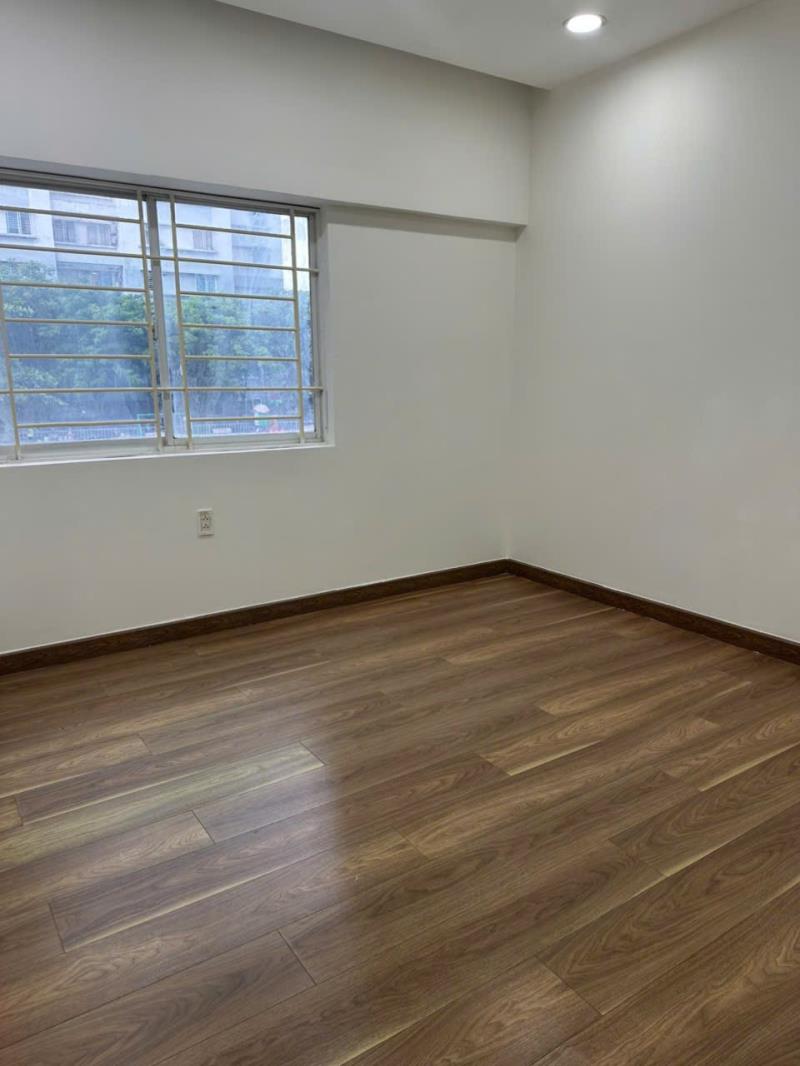 Bán căn hộ tầng trệt phú mỹ thuận. 144m2, 3pn, 3wc tiện ở, buôn bán, sổ hồng. giá: 4,9 tỷ - Ảnh 4