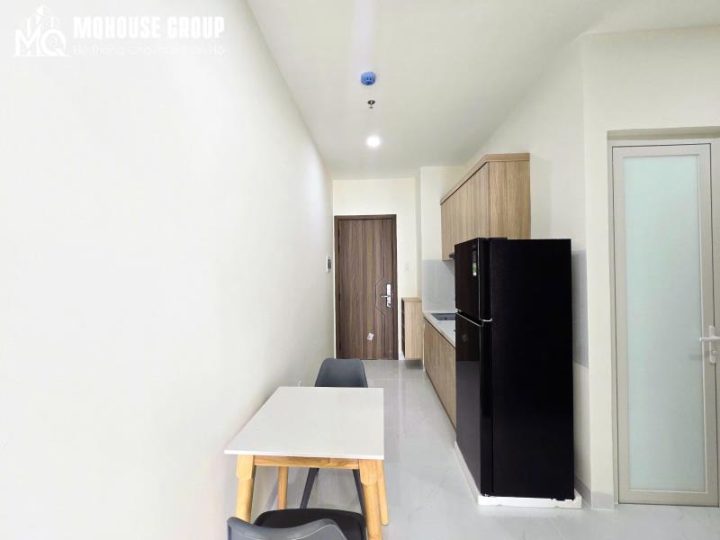 Căn hộ ban công, đủ tiện nghi tại quận 7 - Ảnh 3