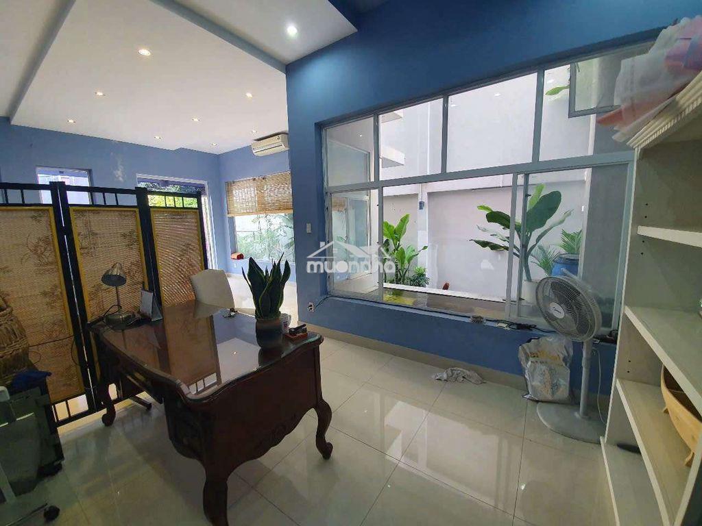Cho thuê tầng trệt 250m2 trong villa sân vườn q7 - 4