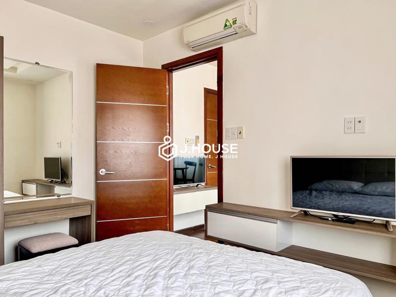 Cho thuê 1pn ban công 40m2 cao cấp có thang máy ngay công viên lê văn tám - hồ con rùa - thảo cầm viên sg - gem center