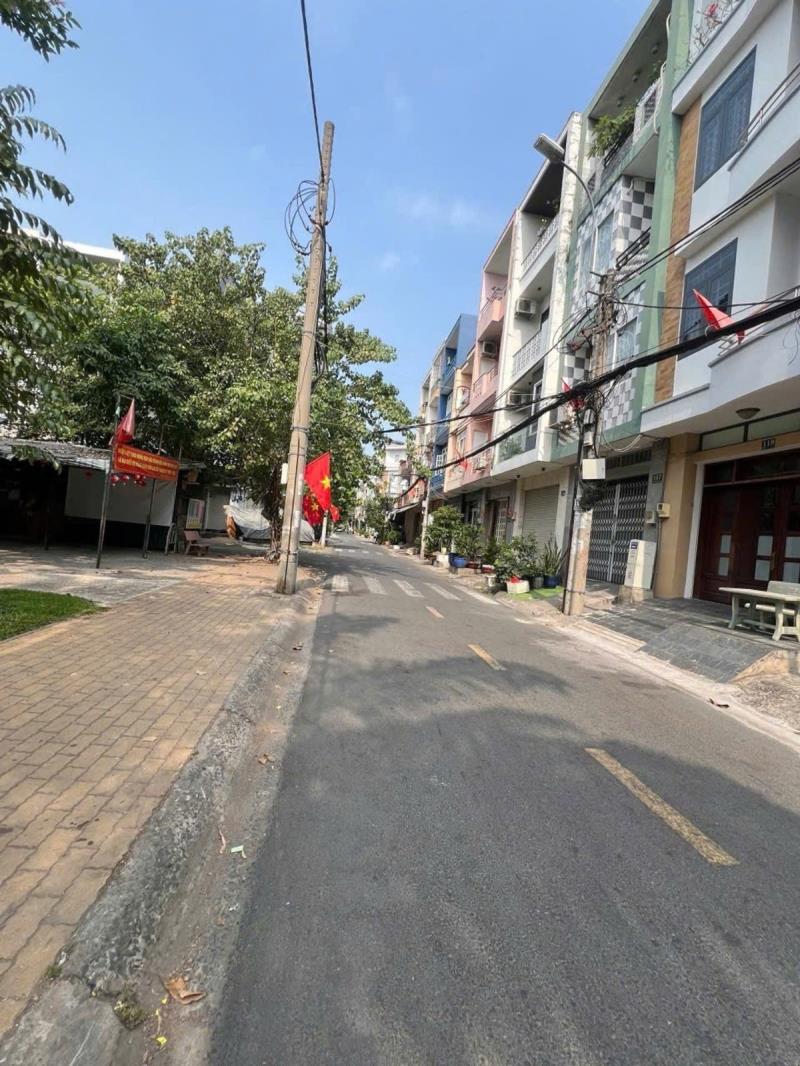 Kdc bông sao tạ quang bửu, nhỉnh 10 tỷ , 64 m2, 6pn, 4wc, view công viên - Ảnh 4