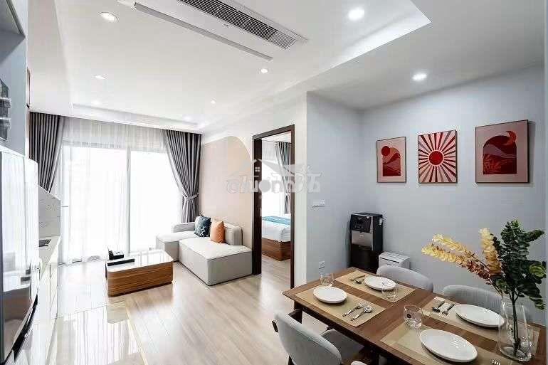 🏙 Cho thuê căn hộ 1 phòng ngủ, ban công lớn, thang máy, bảo vệ 24/7 🏙