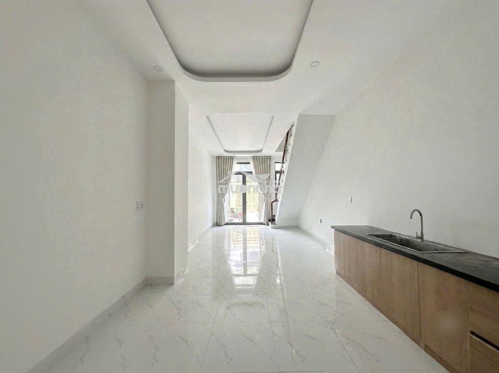 Cho thuê nhà mã lò -mới -2 tầng -52m2-đường 8m có lề -sát mặt tiền - 3
