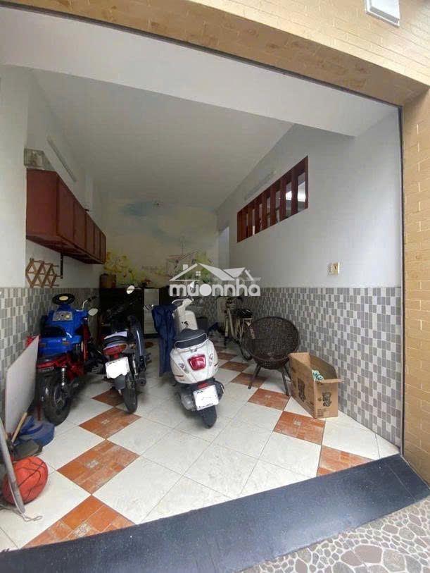 Biệt thự 150m ngang 8m nở hậu - 3 tầng - sau lưng mt võ thành trang. - 3