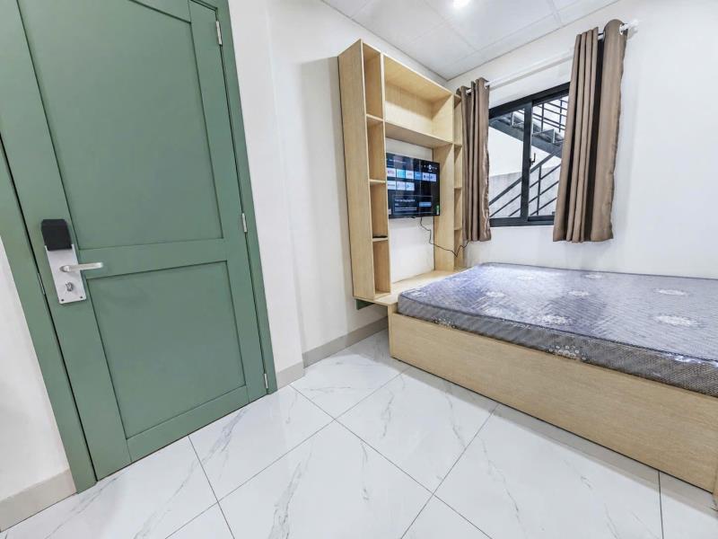 Cho thuê phòng có cửa sổ lớn, full nt, tòa có thang máy bình thạnh gần uef, hiu