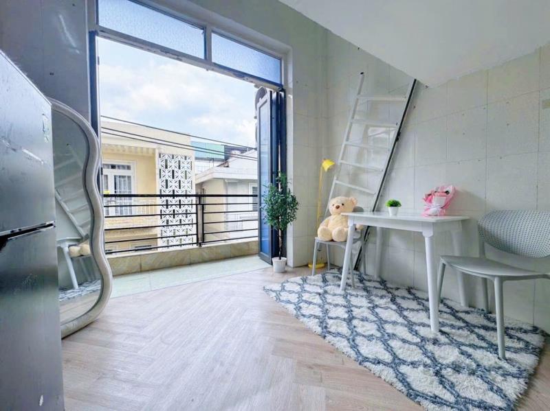 Phòng trọ duplex ở tân phú full nội thất, tiện nghi có view ban công thoáng - Ảnh 2
