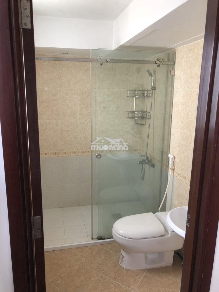 Cho thuê căn hộ hùng vương plaza quận 5 – (130m2 (3pn 2wc) - 20tr/th - 3