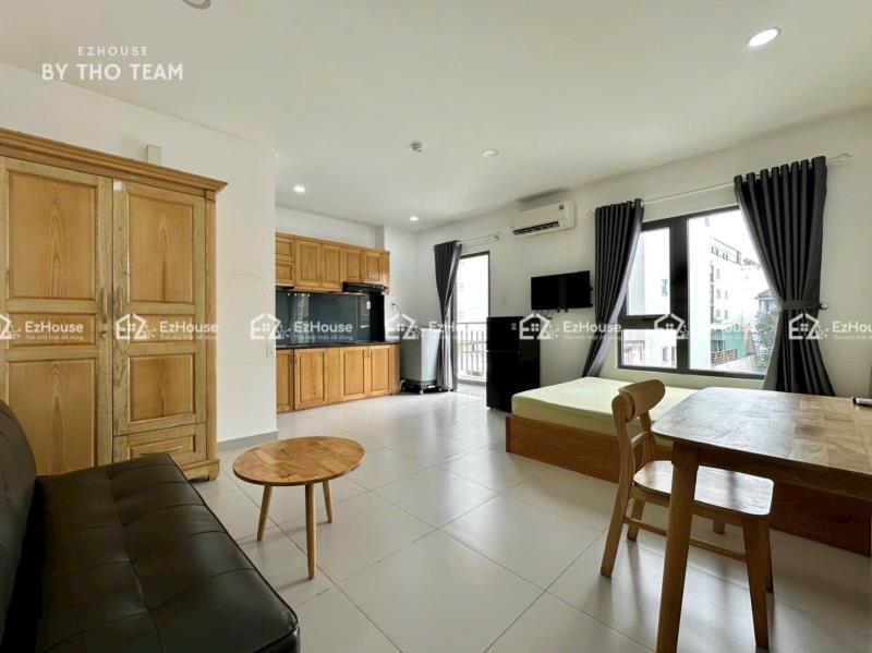Chung cư mini full nội thất có ban công rộng 50m2 ngay etown cộng hoà tân bình
