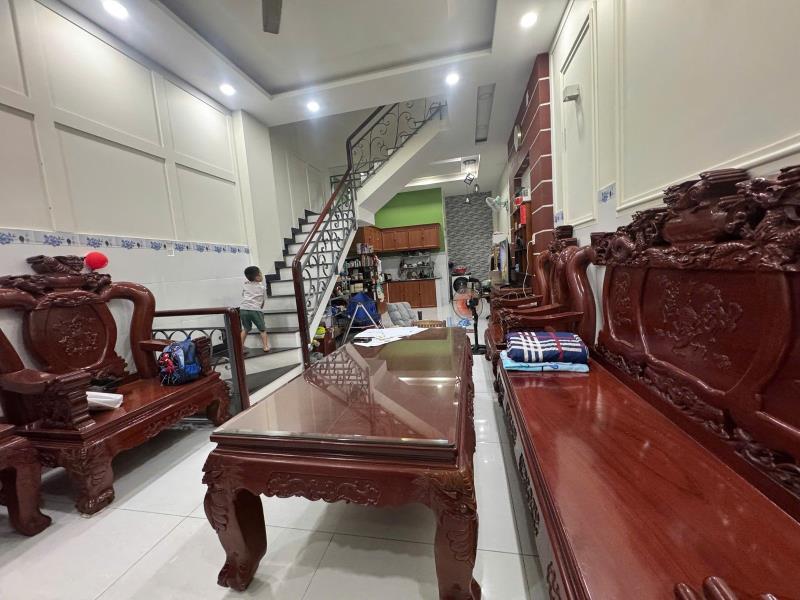 Nhà 3 tầng long trường - gần vành đai 3, khu cnc - giá 4,8 tỷ