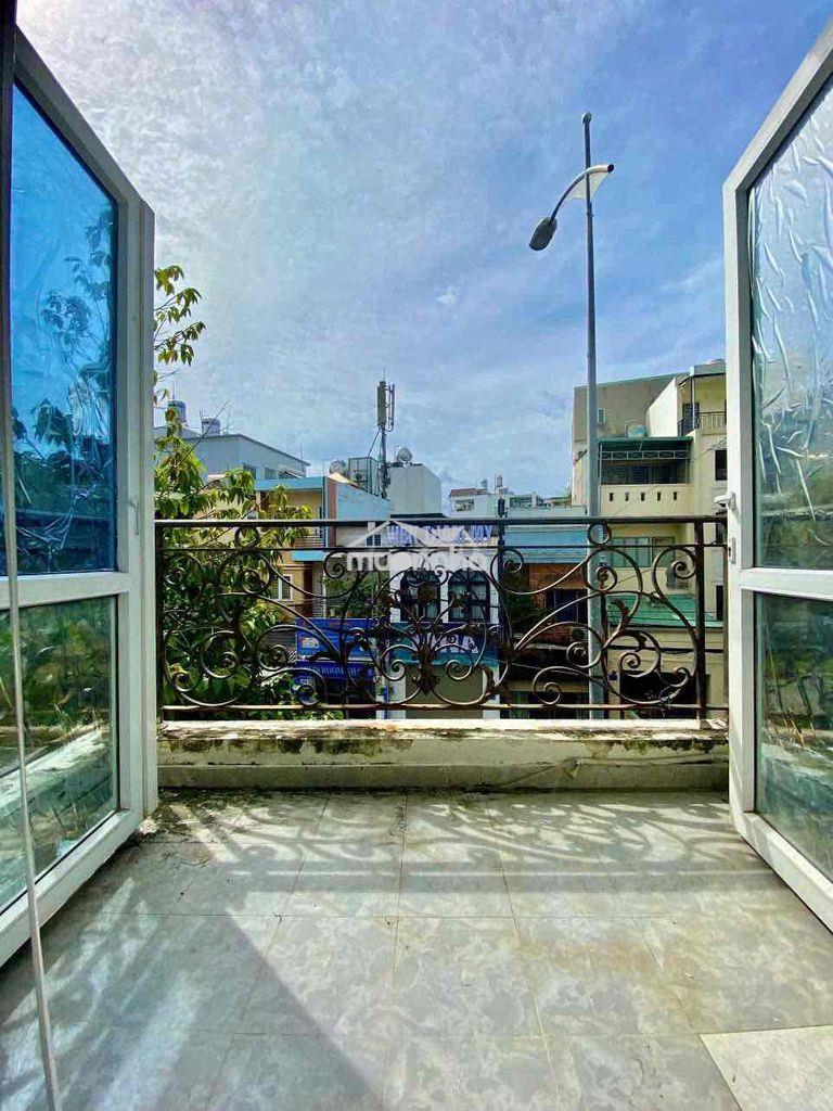 Duplex ban công gần đại học công nghiệp - Ảnh 2