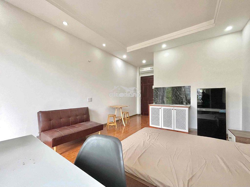 Phòng balcon cách đh văn lang 800m, gigamall - Ảnh 3