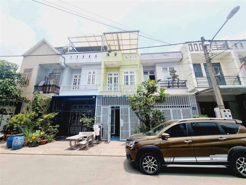 Bán rẻ nhà khu dân cư đông hòa dĩ an gần thủ đức