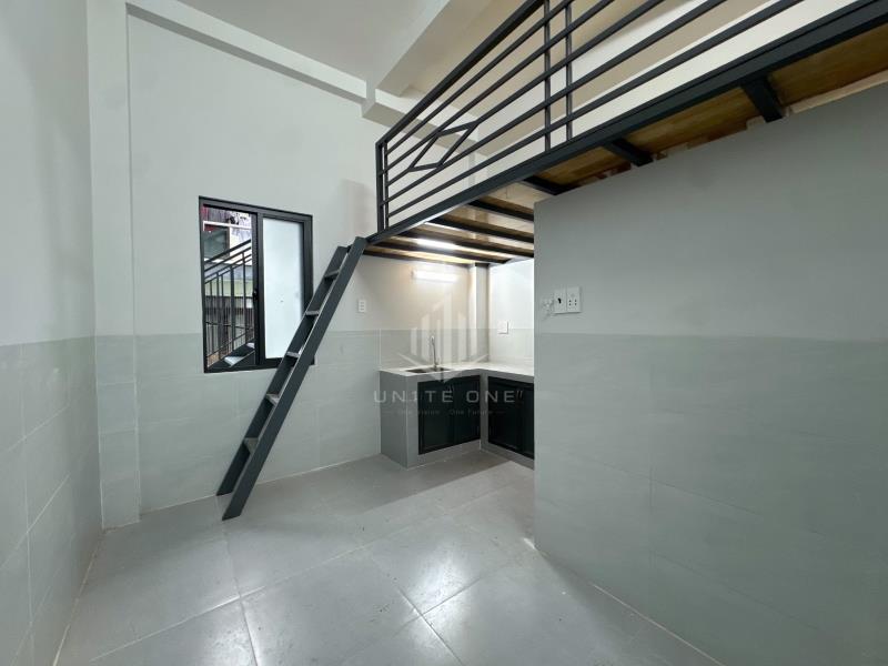 Phòng trọ duplex, khu vực tân phú, gần đại học văn hiến, công thương