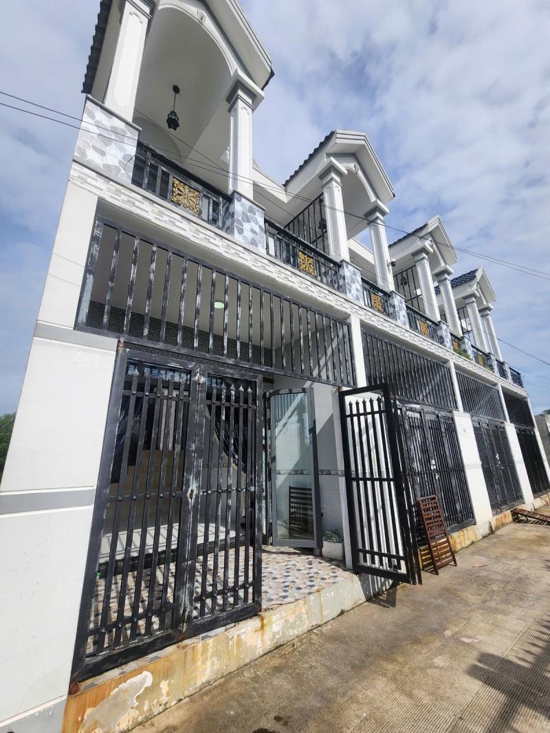 Nhà kiên cố sổ hồng riêng full thổ cư - 1 tỷ