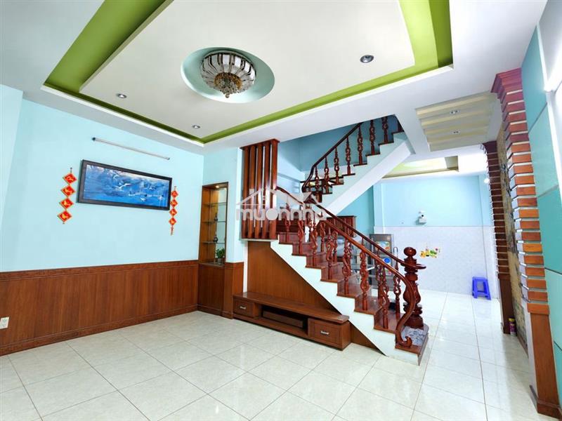 Nhà ở + làm văn phòng + kết hợp ktx