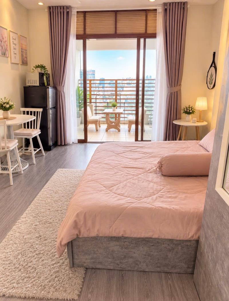 Cho thuê phòng tách bếp 50m², ban công sân vườn, view lm 81 -ung văn khiêm, bình thạnh gần uth, ftu2