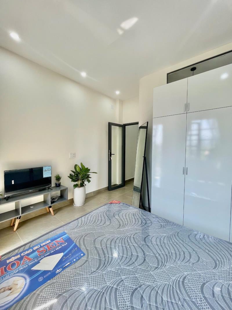 Thuê ngay căn hộ 1pn ngủ - ban công 45m2 rộng thoáng ngay chợ bà chiểu sát q1 an ninh cao thuận tiện di chuyển