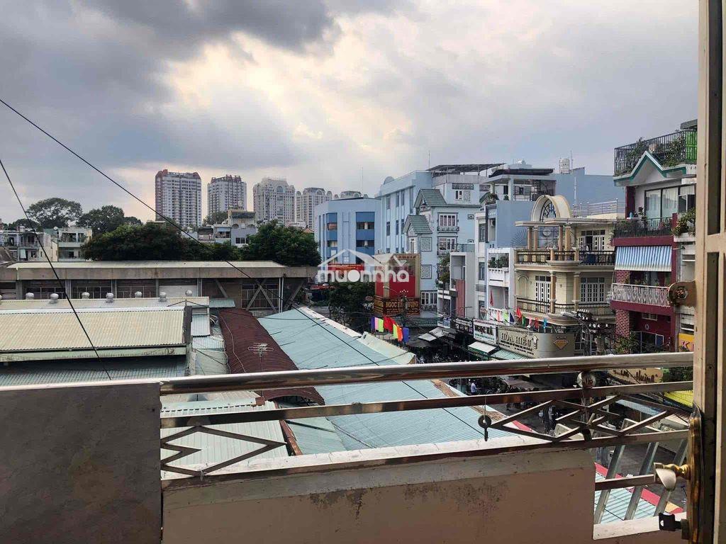 Căn hộ ban công sát bên đại học kinh tế - Ảnh 3