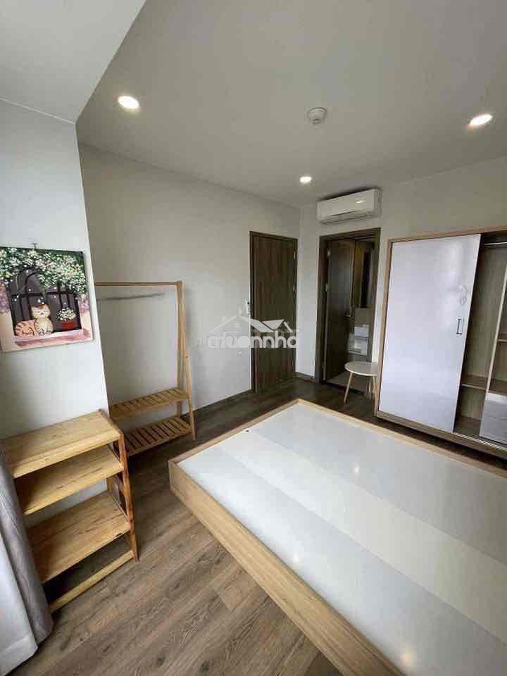 Cho thuê 1 phòng master trong căn hộ cc sky89