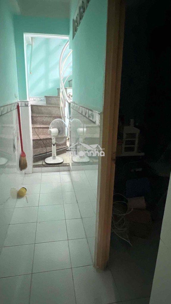 Cần bán căn nhà cấp 4 , gần bến xe an sương - đường đông lân 3 - Ảnh 4