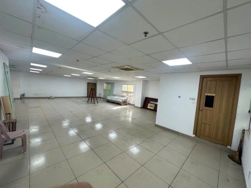 Cho thuê mặt bằng sương nguyệt ánh quận 1 – 200m² – giá 4.500 usd - Ảnh 2