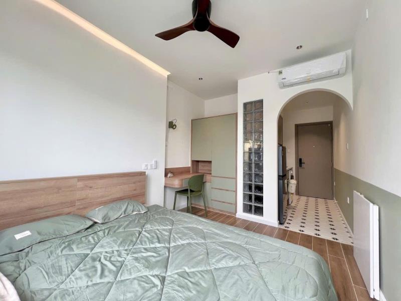 Cho thuê căn hộ 1 phòng ngủ, ban công, full nt - trần bình trọng, bình thạnh gần chợ bà chiểu, đại học mỹ thuật